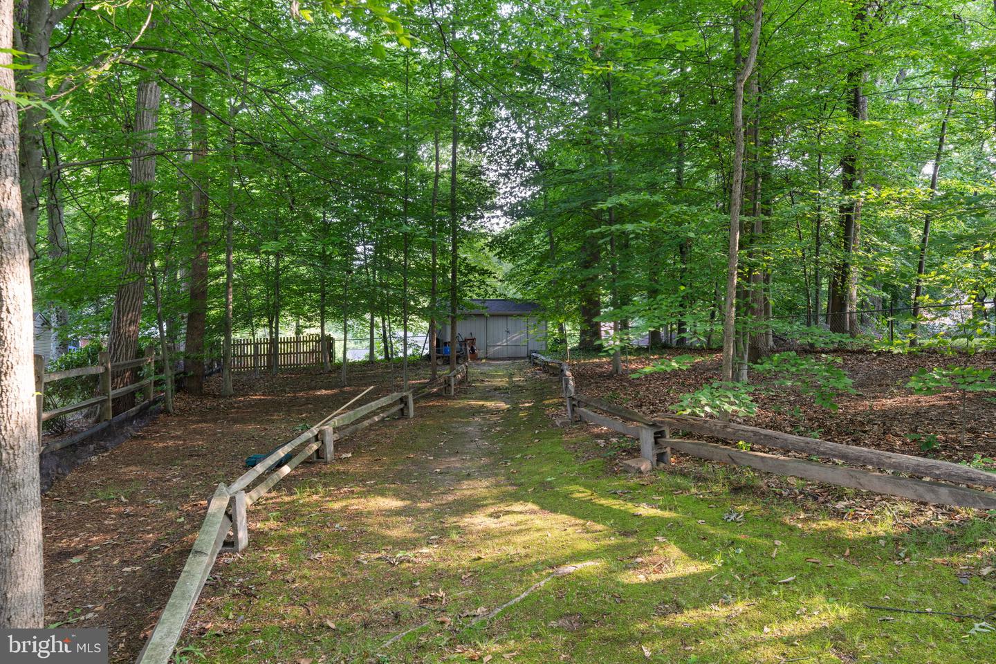 3042 Cedar Ln