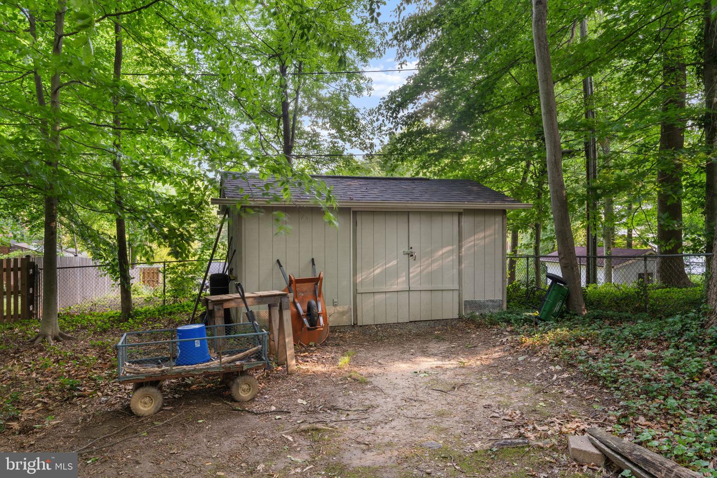 3042 Cedar Ln