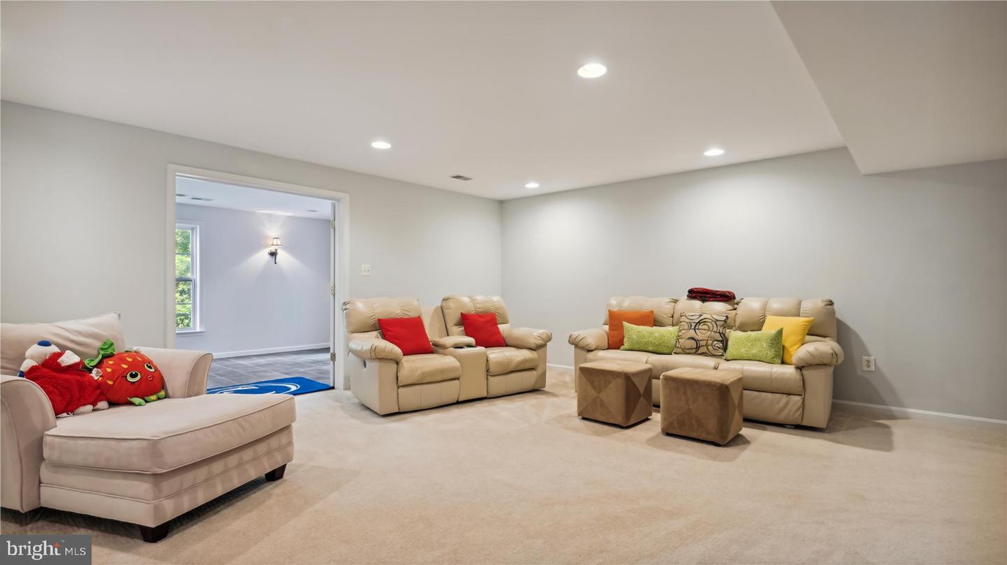 43065 Battery Point Pl