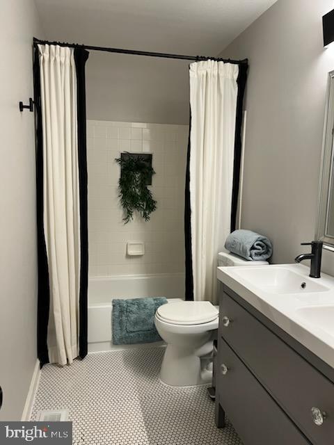 21676 Hazelnut Sq