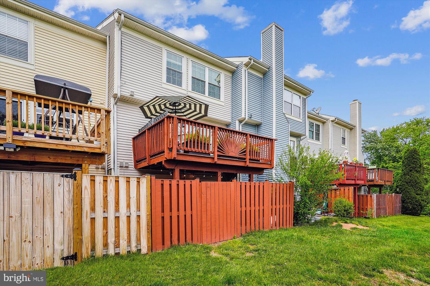 21676 Hazelnut Sq