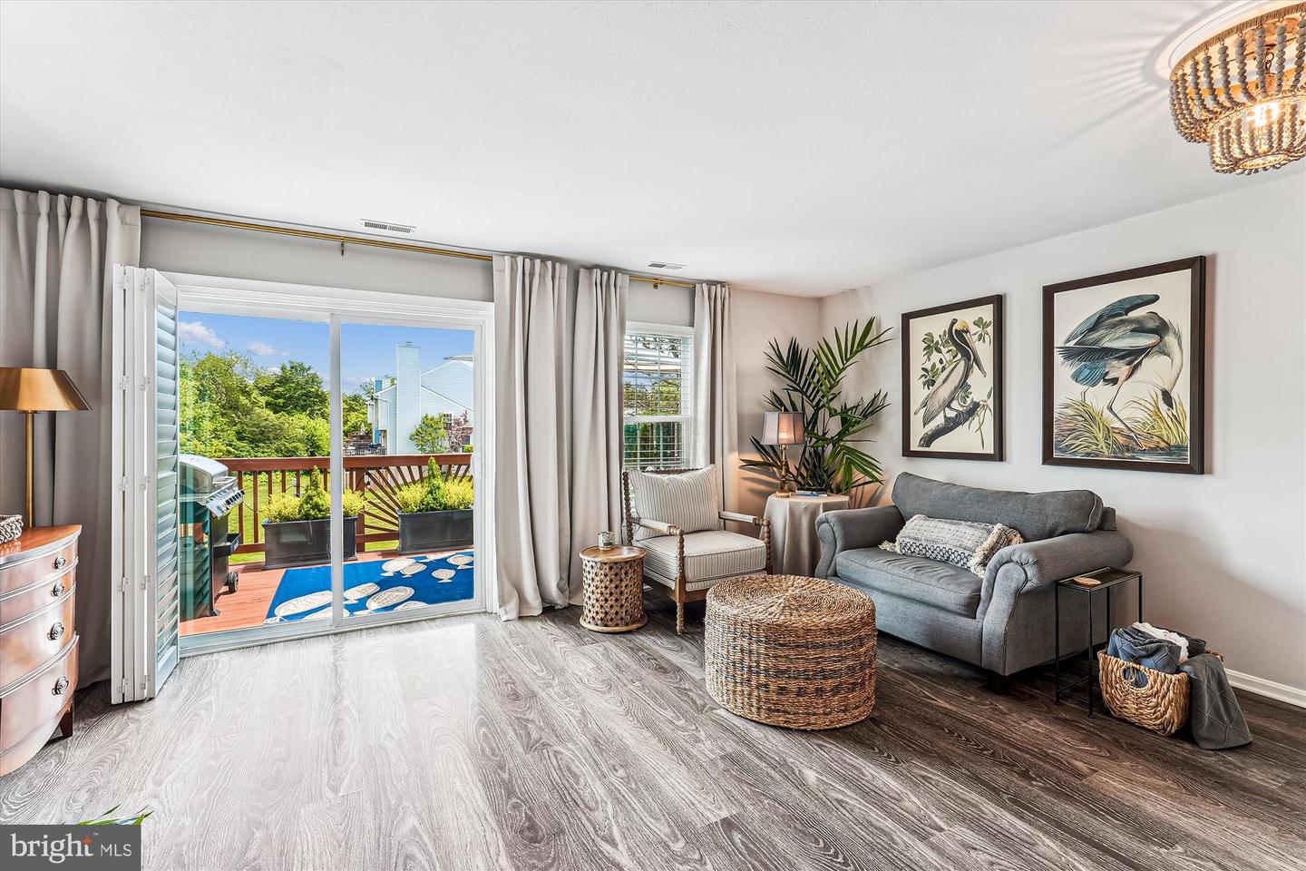 21676 Hazelnut Sq