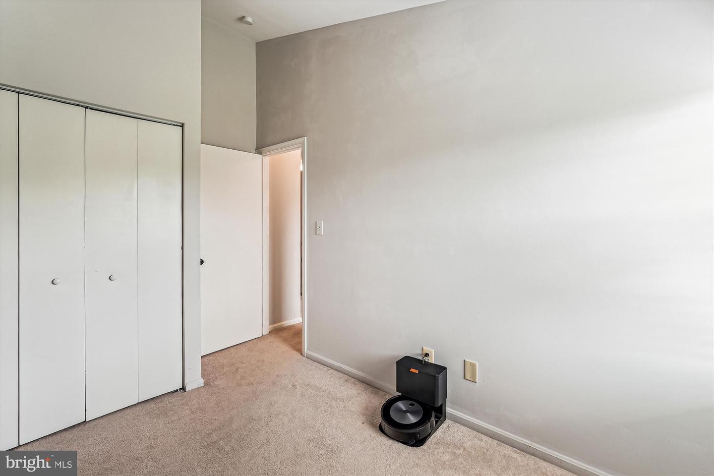 21676 Hazelnut Sq