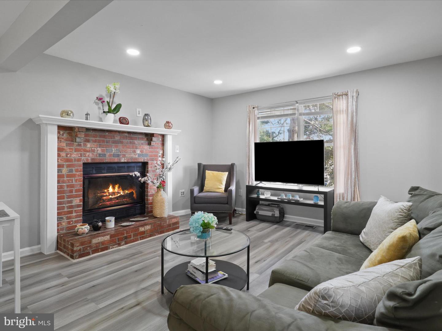 4788 Kelly Rd