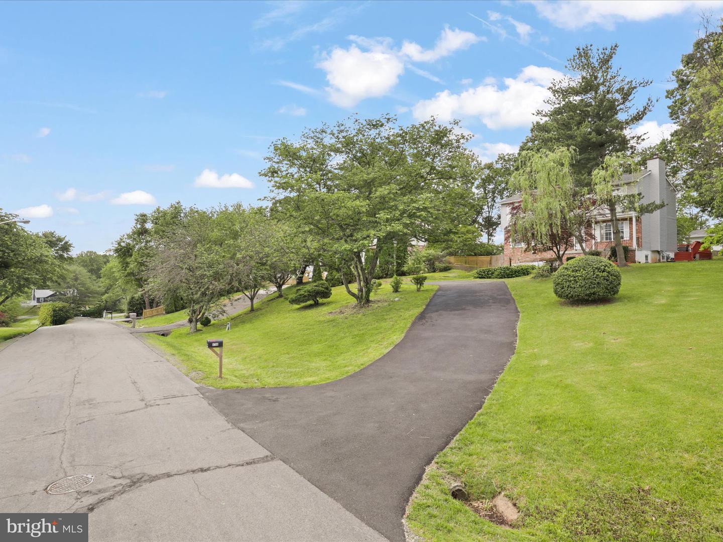4788 Kelly Rd