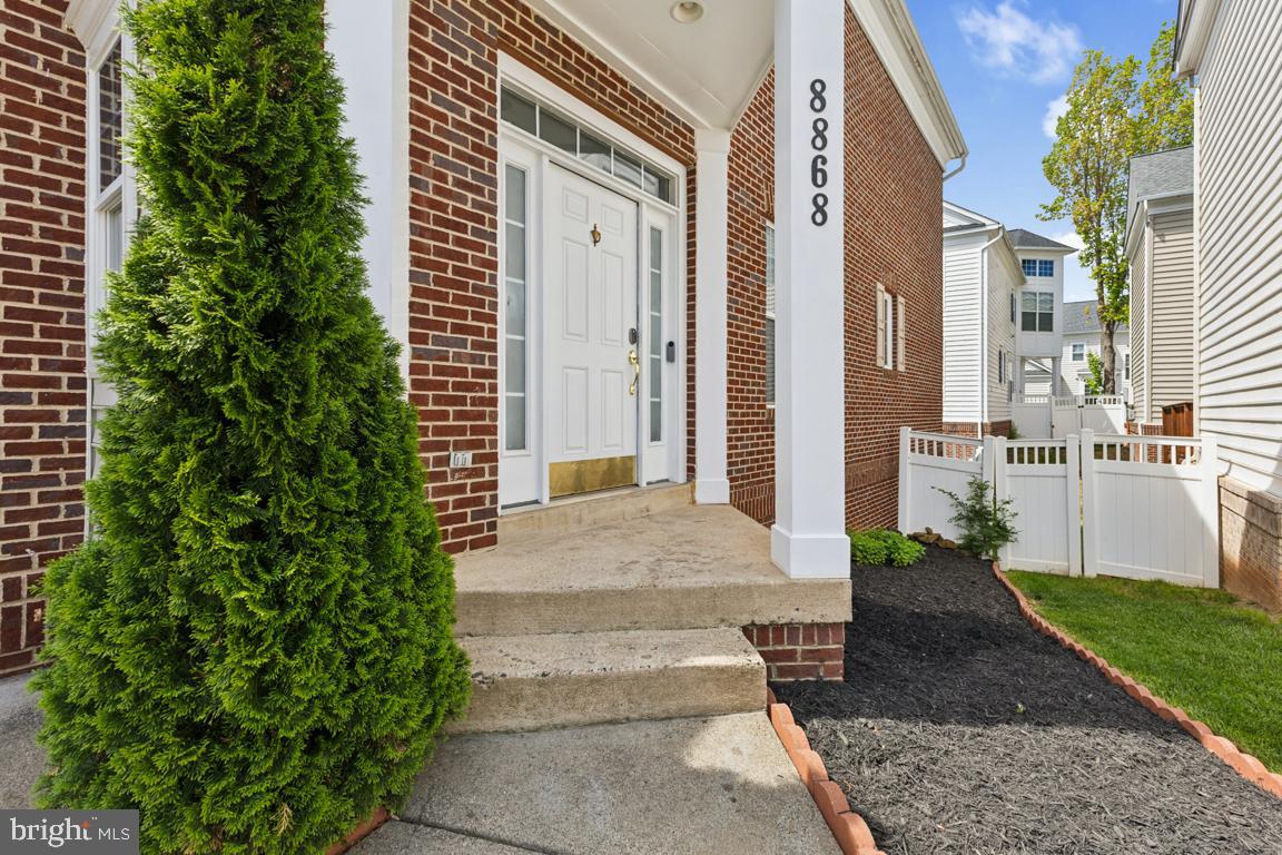 8868 Song Sparrow Dr