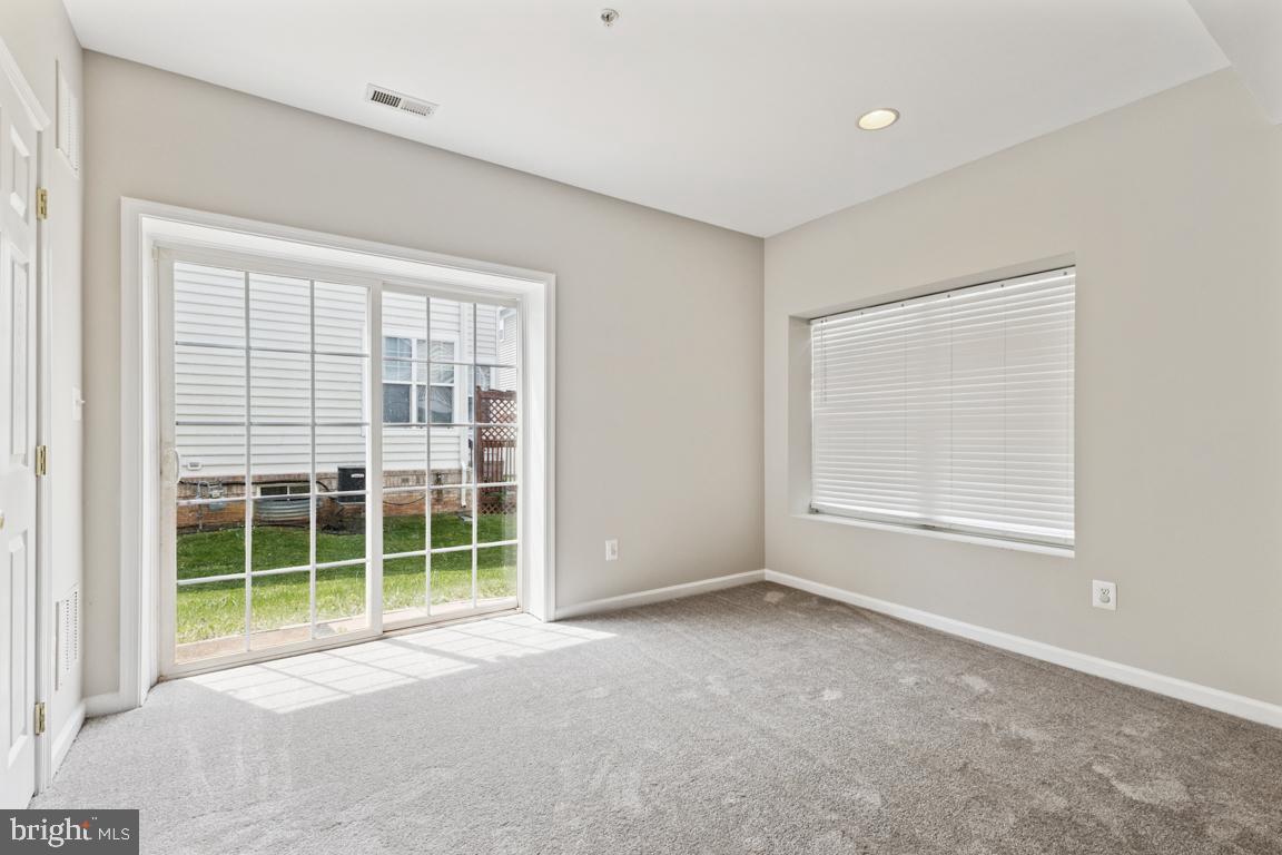 8868 Song Sparrow Dr