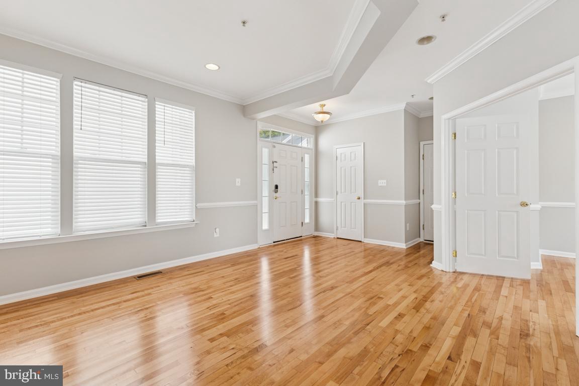 8868 Song Sparrow Dr