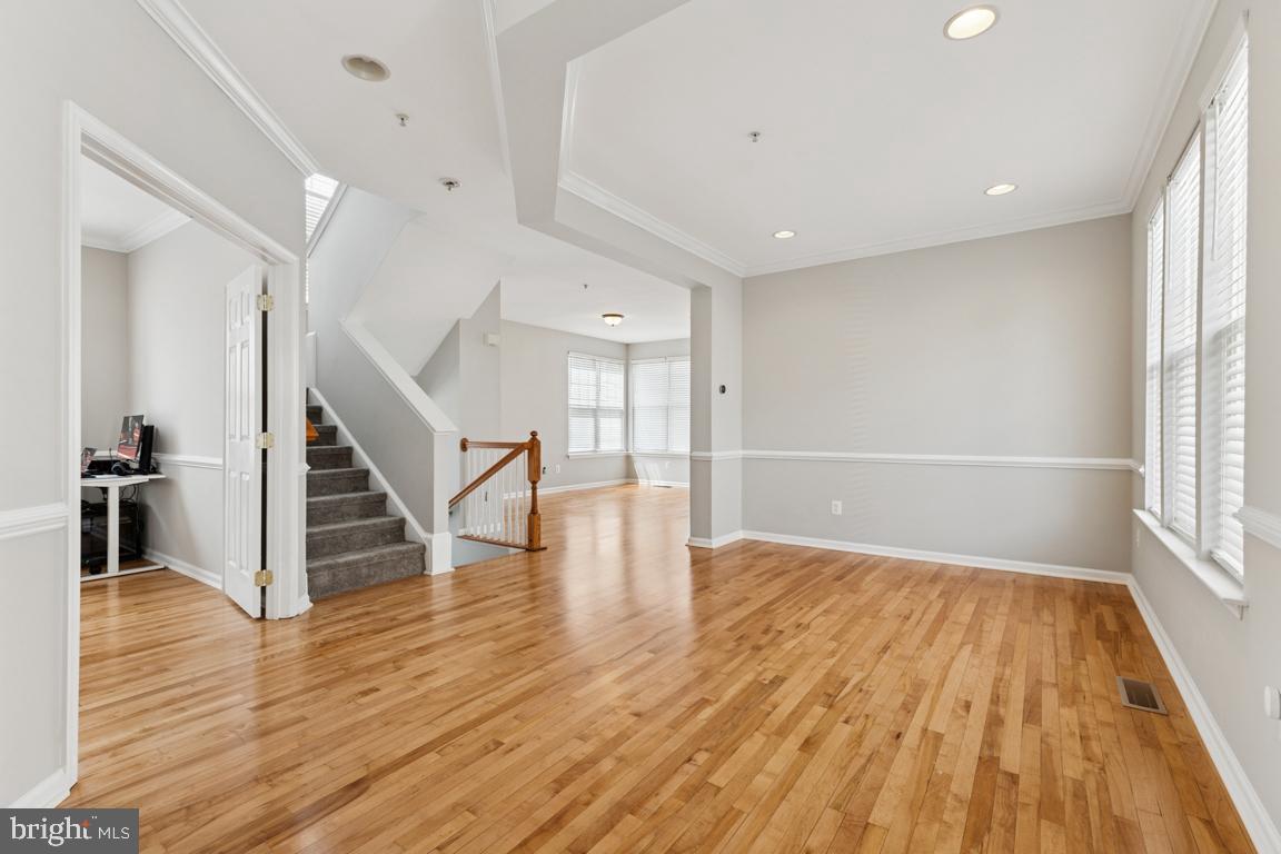 8868 Song Sparrow Dr