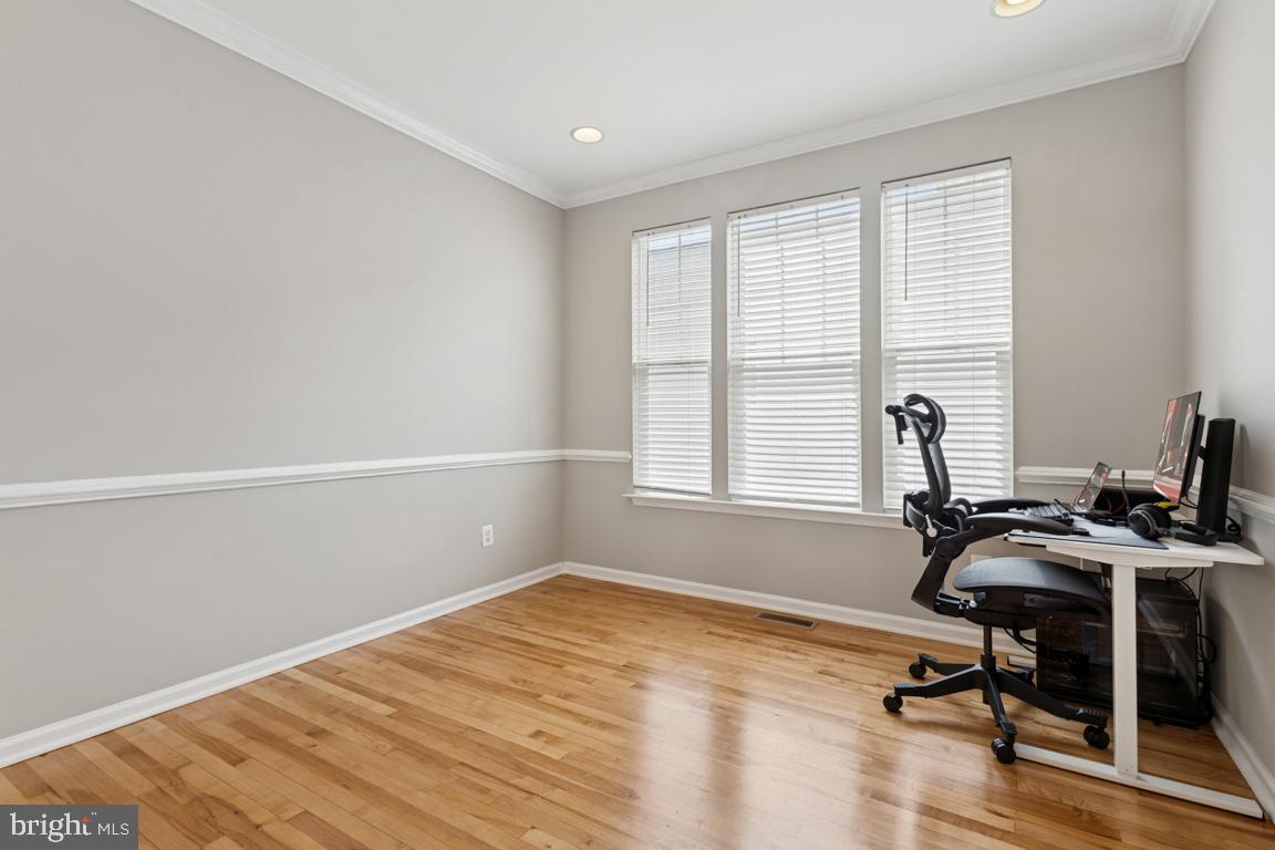 8868 Song Sparrow Dr