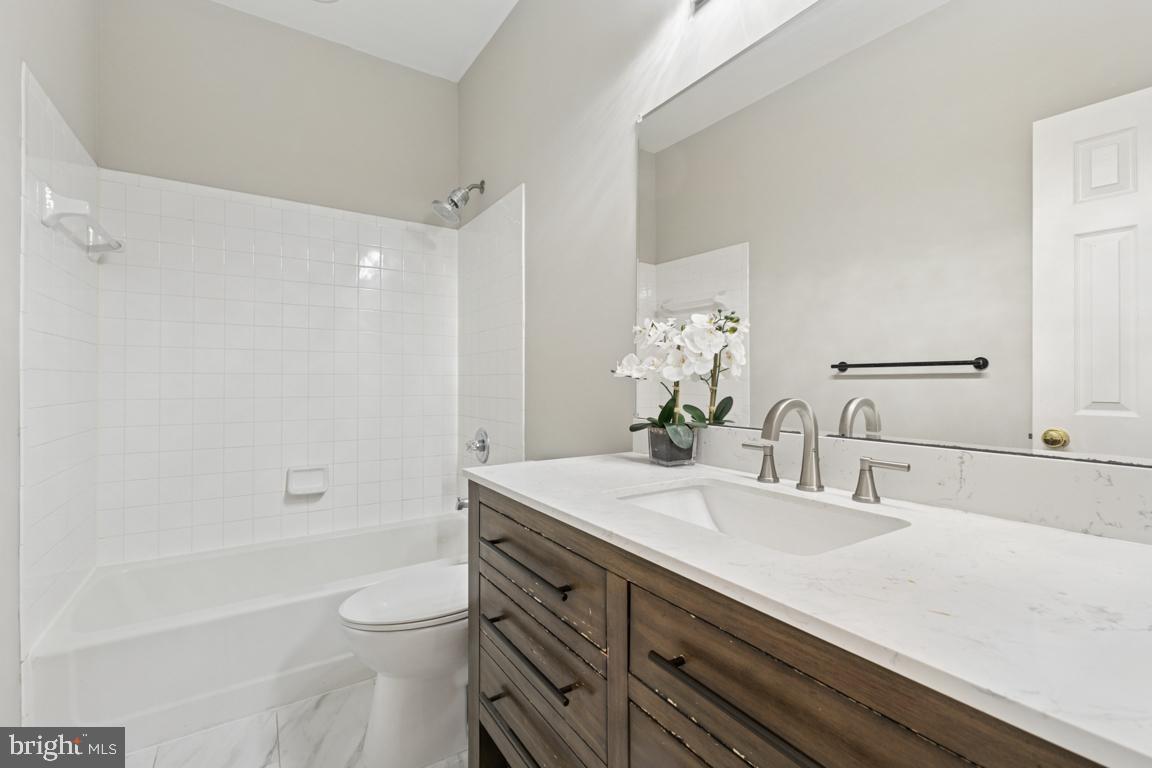 8868 Song Sparrow Dr