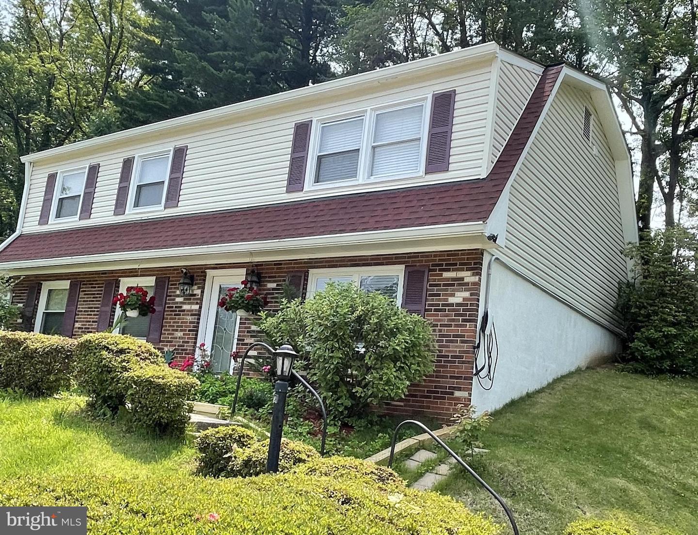 4807 Kempair Ct
