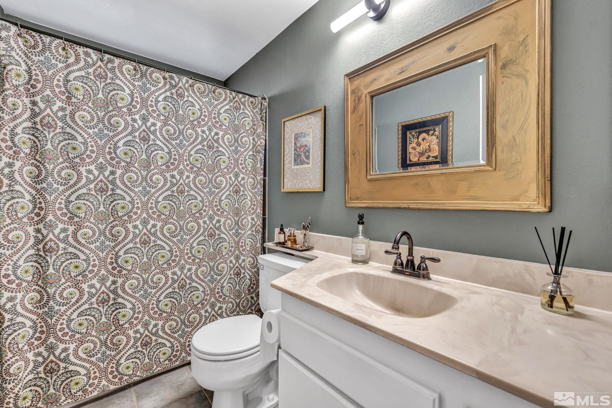 1309 Shady Oak
