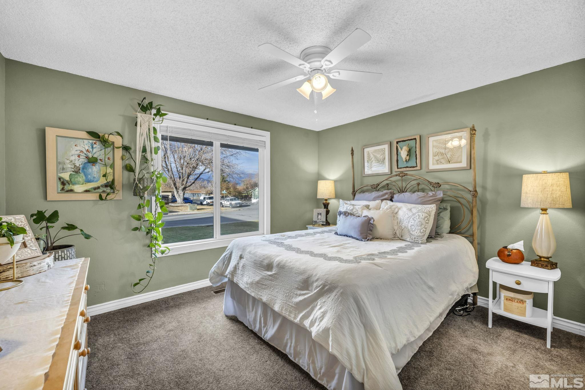 1309 Shady Oak