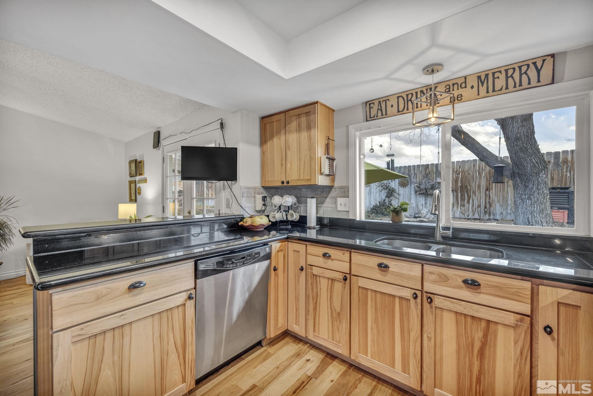 1309 Shady Oak