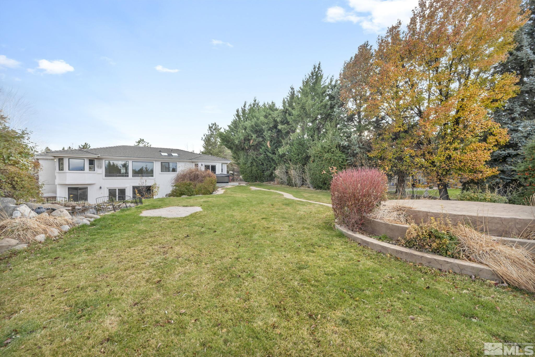 12575 Thomas Creek Road