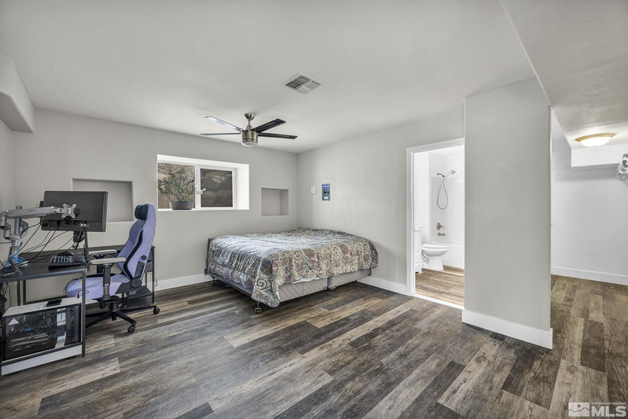 12575 Thomas Creek Road