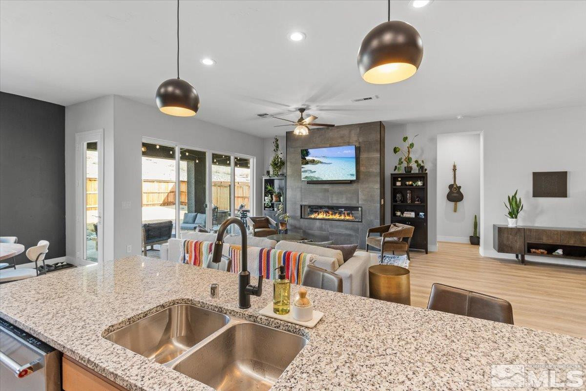 3125 Show Jumper Lane