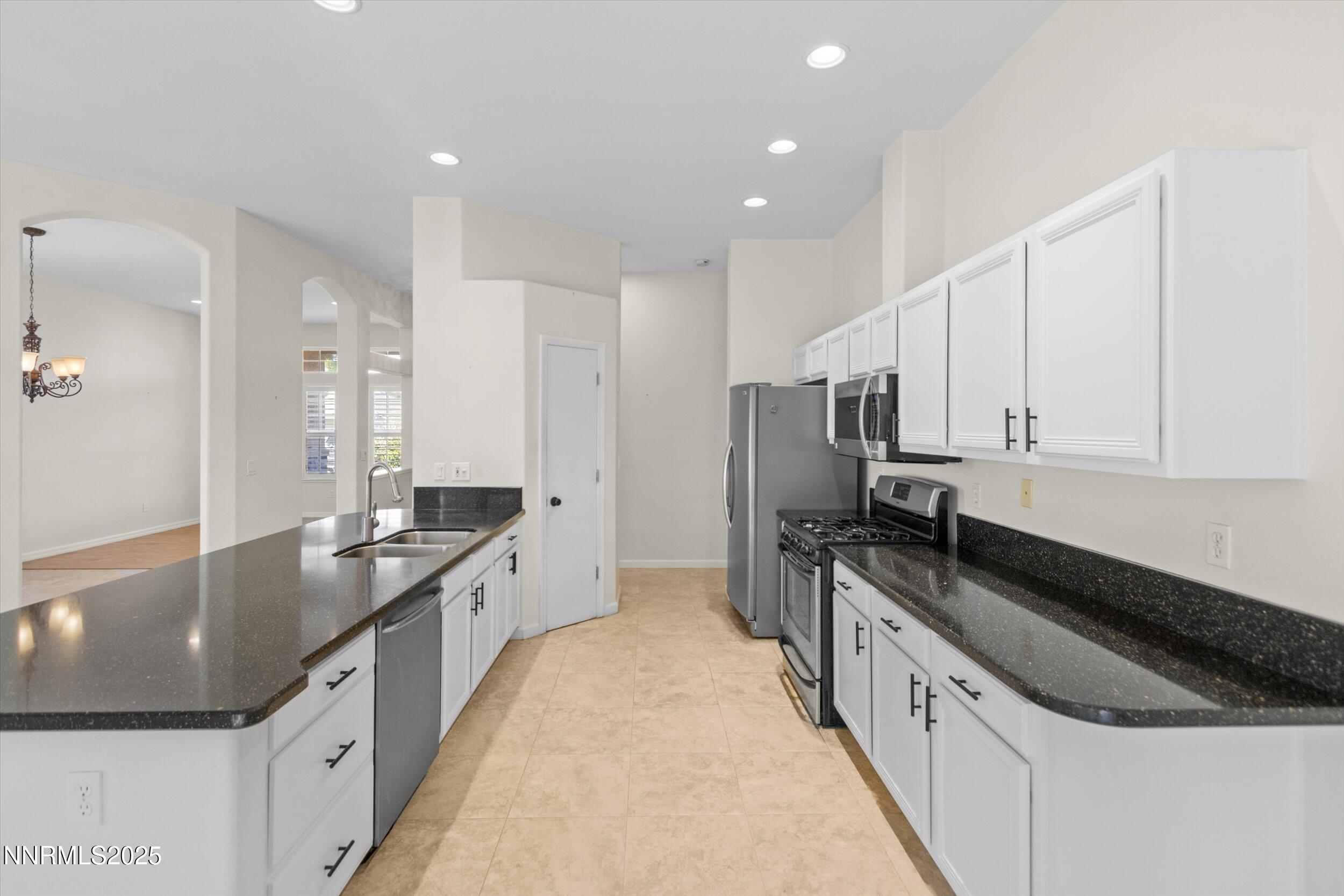 7809 Cangrejo Court