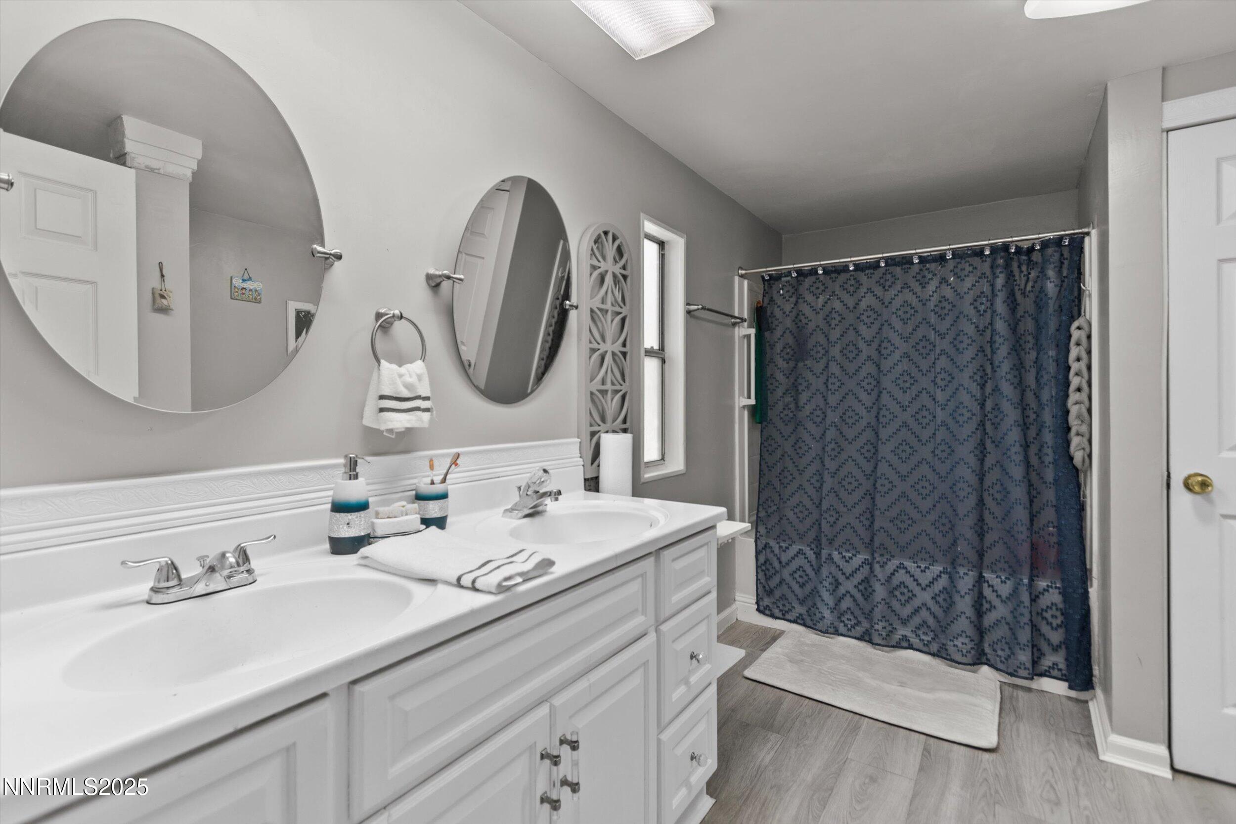 5275 Lupin Drive