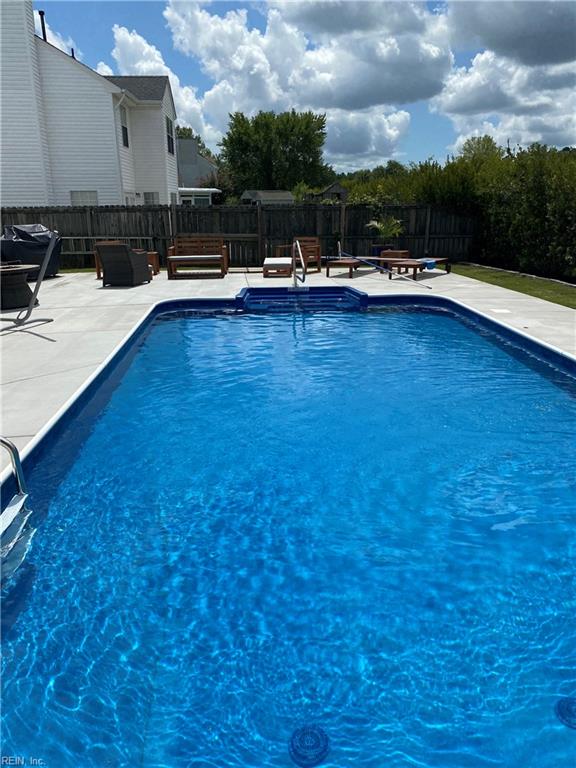 3045 Polk DR