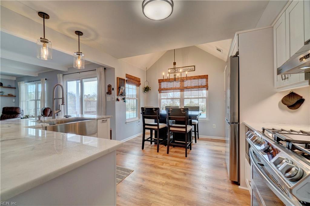 3045 Polk DR
