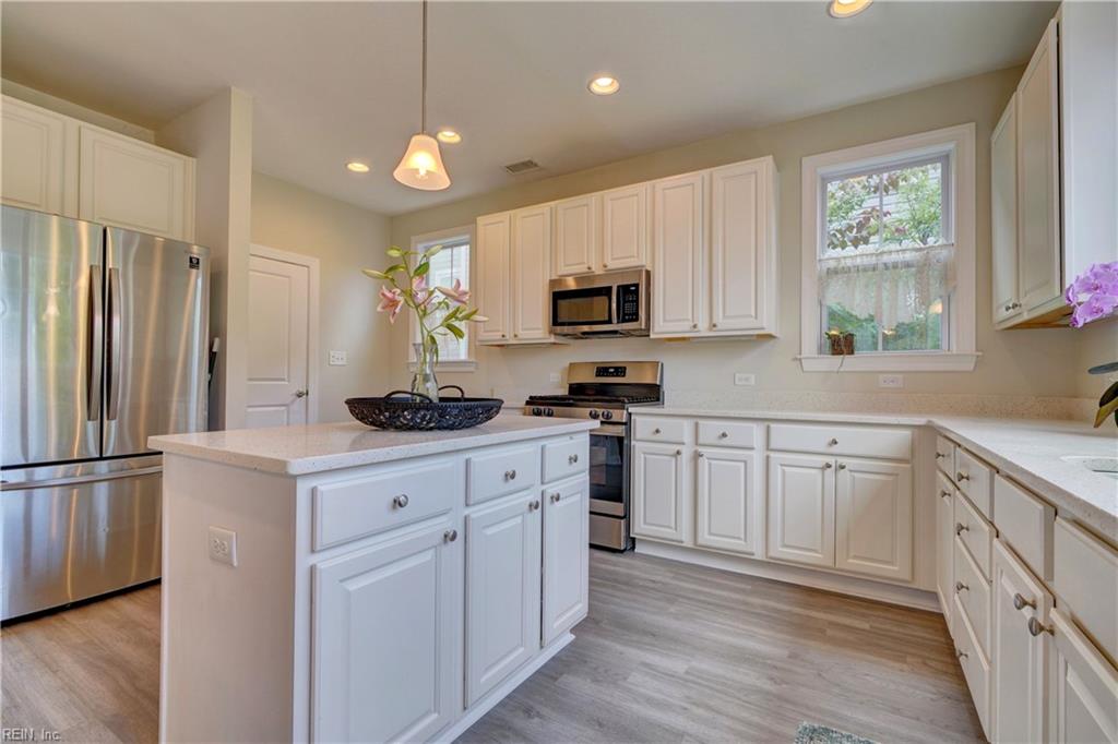 4128 Archstone DR