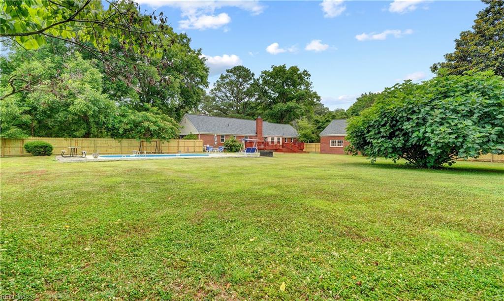 1305 Oak Ridge DR