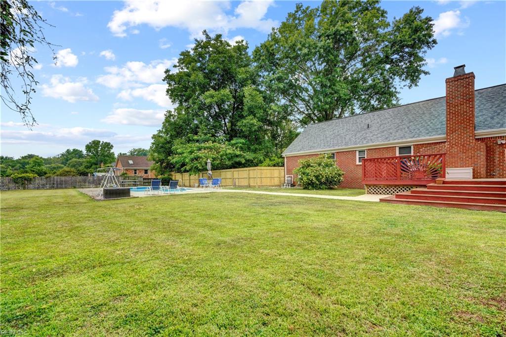 1305 Oak Ridge DR