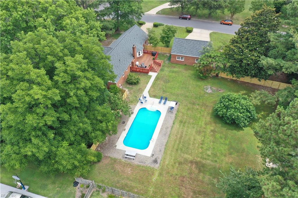 1305 Oak Ridge DR