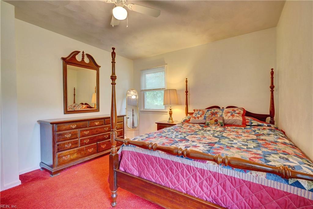 1305 Oak Ridge DR