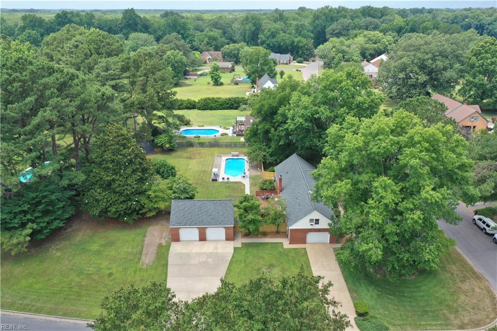 1305 Oak Ridge DR