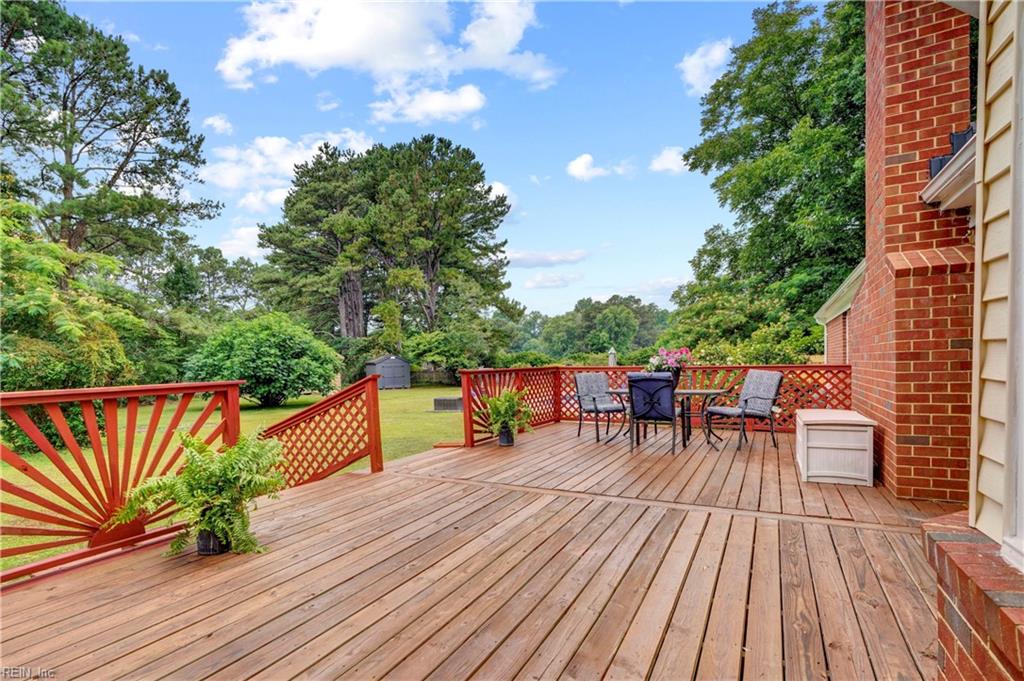 1305 Oak Ridge DR