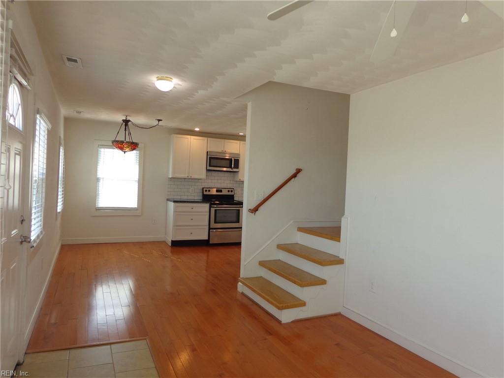 2016 E Ocean View AVE 10