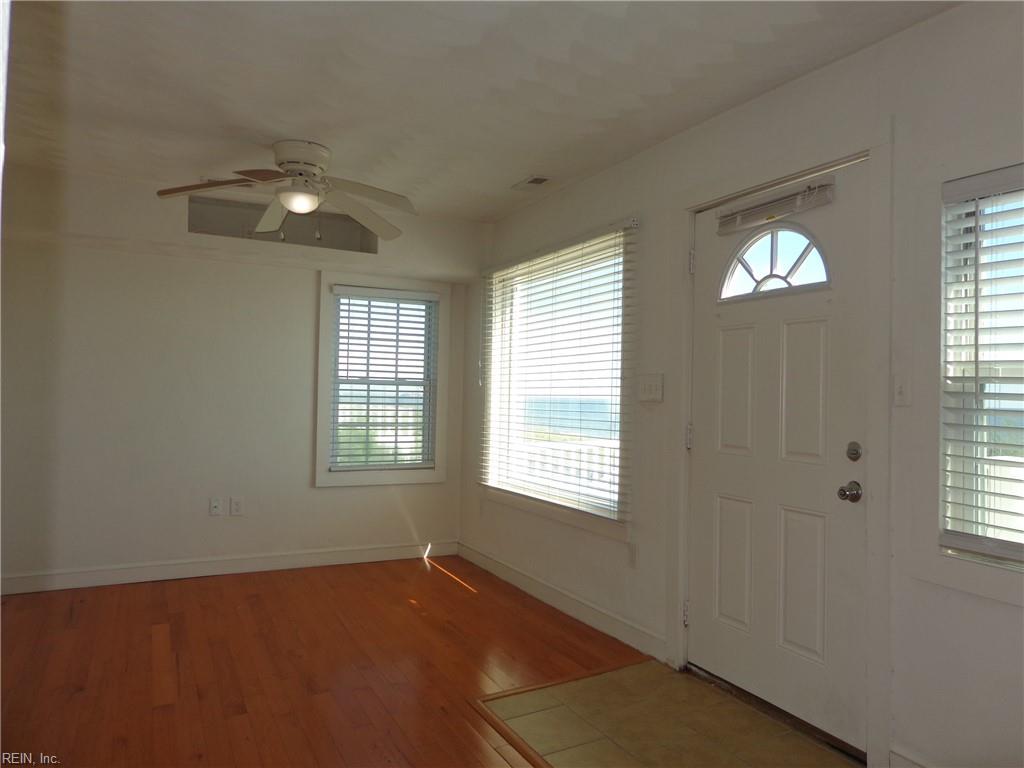 2016 E Ocean View AVE 10