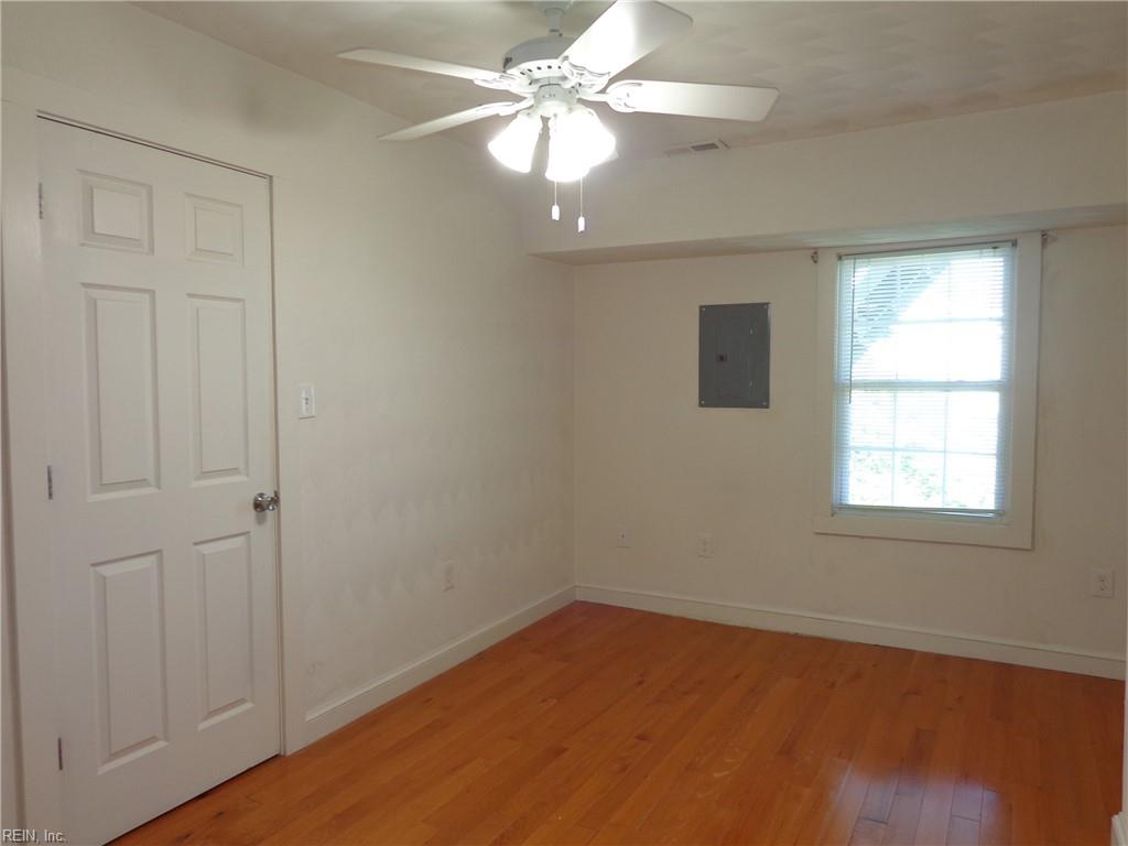 2016 E Ocean View AVE 10