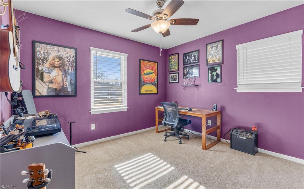 908 Gossman DR
