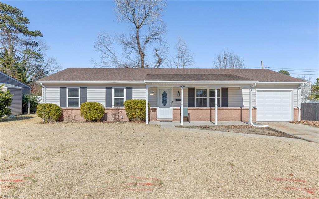 908 Gossman DR
