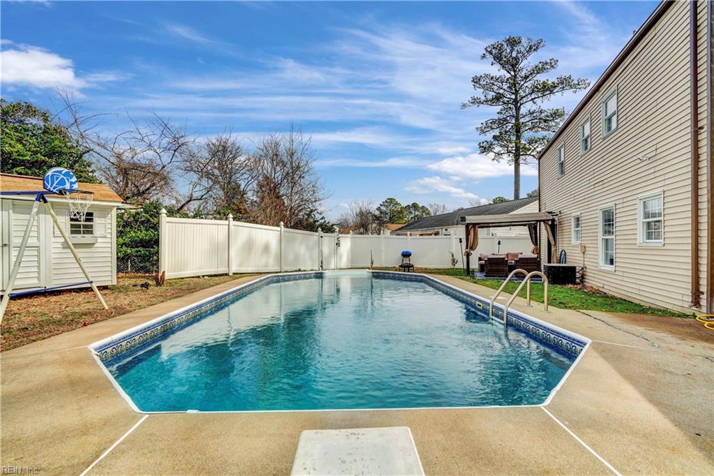 616 Bethune DR