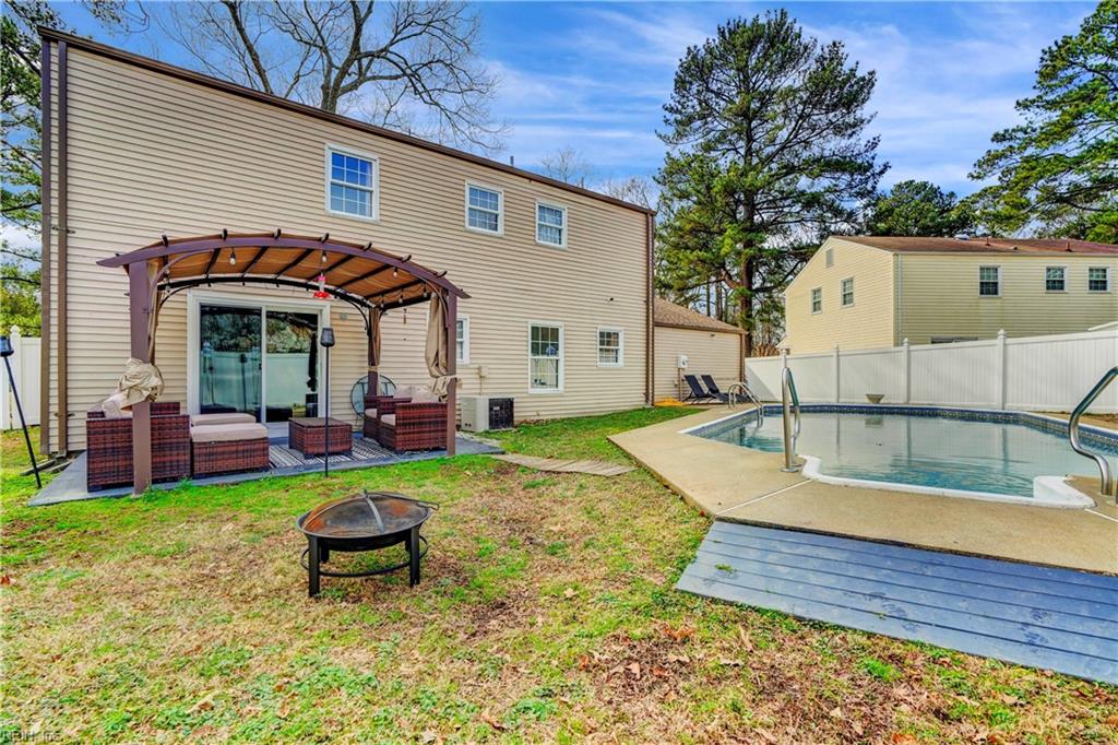 616 Bethune DR