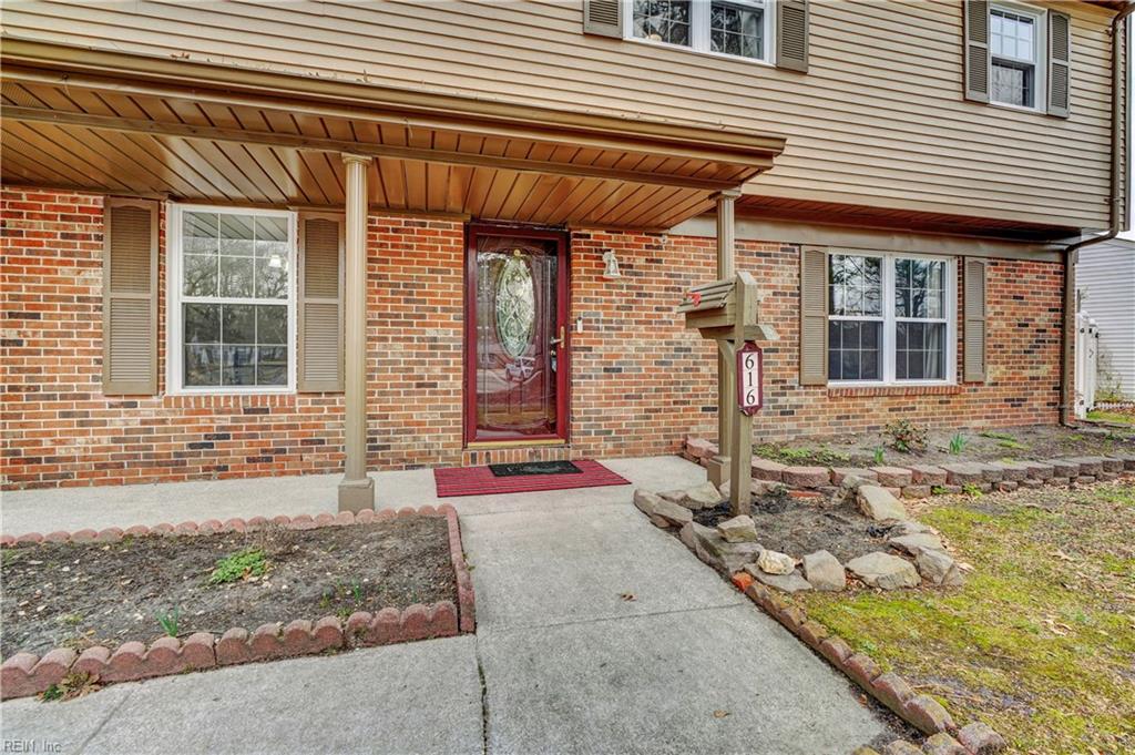 616 Bethune DR