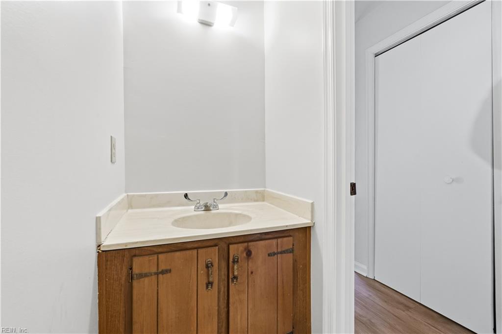 3033 Monet DR