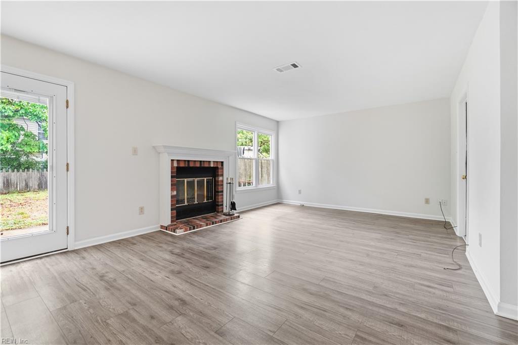 3033 Monet DR