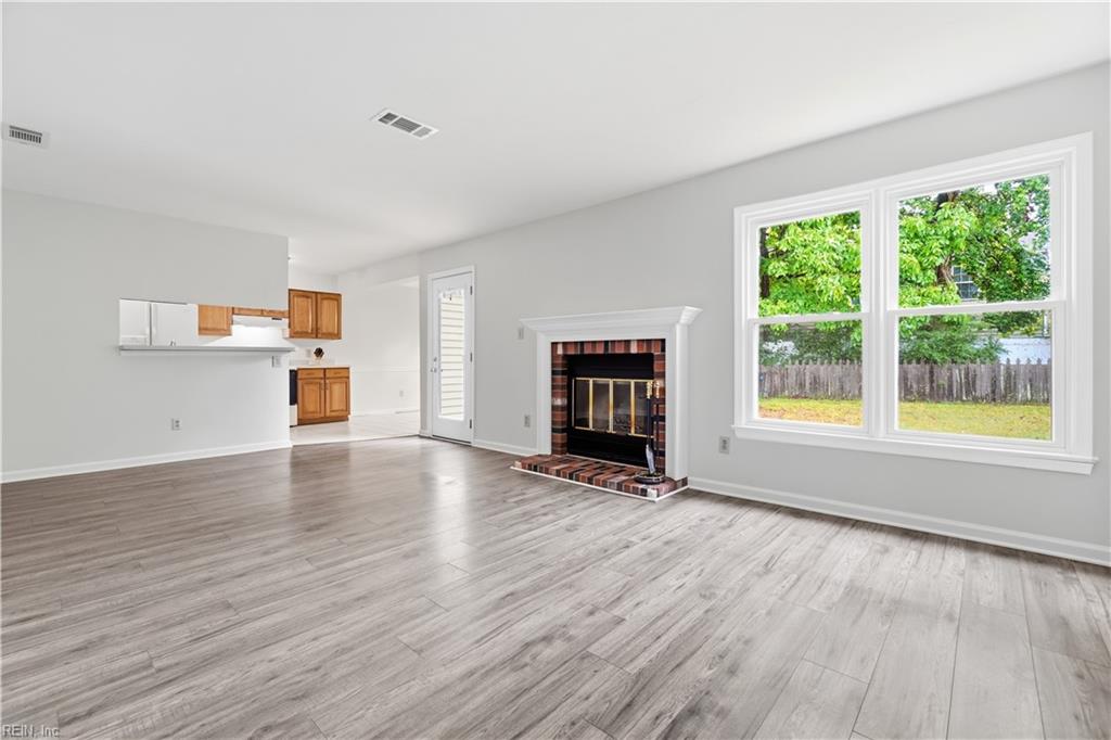 3033 Monet DR