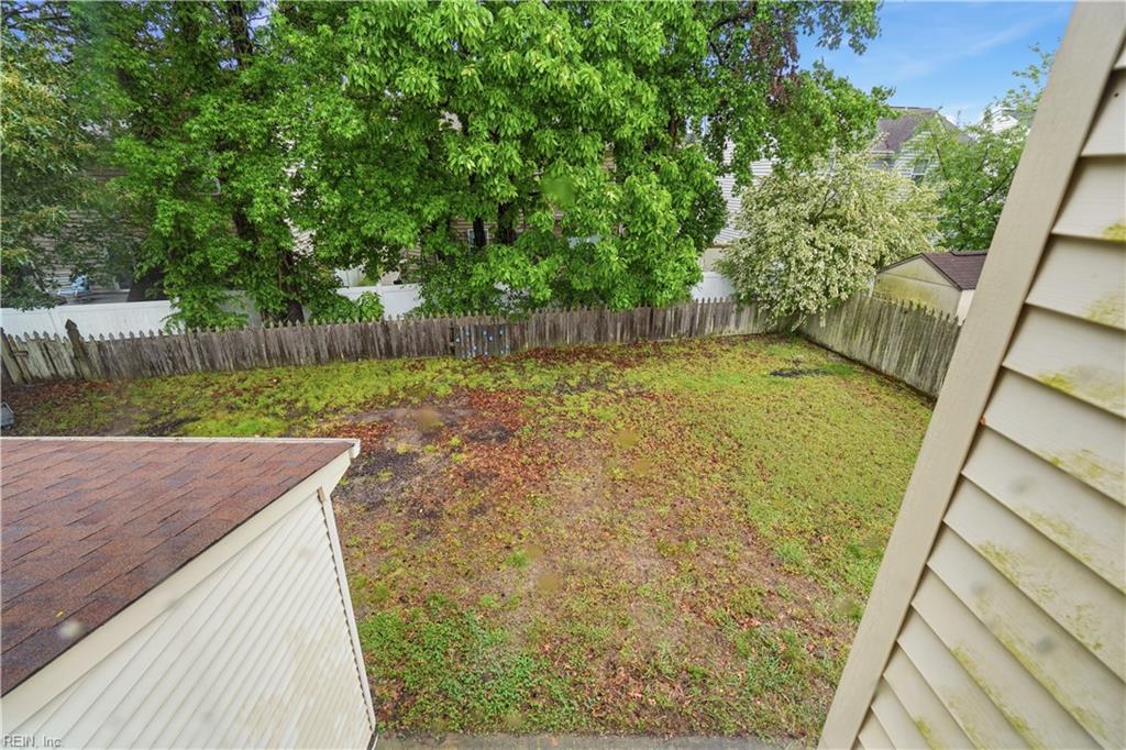 3033 Monet DR