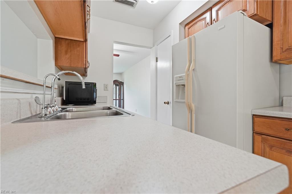 3033 Monet DR