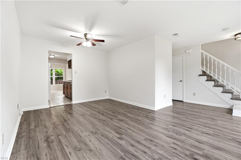 3033 Monet DR