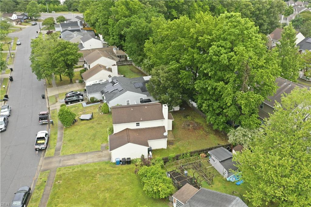 3033 Monet DR