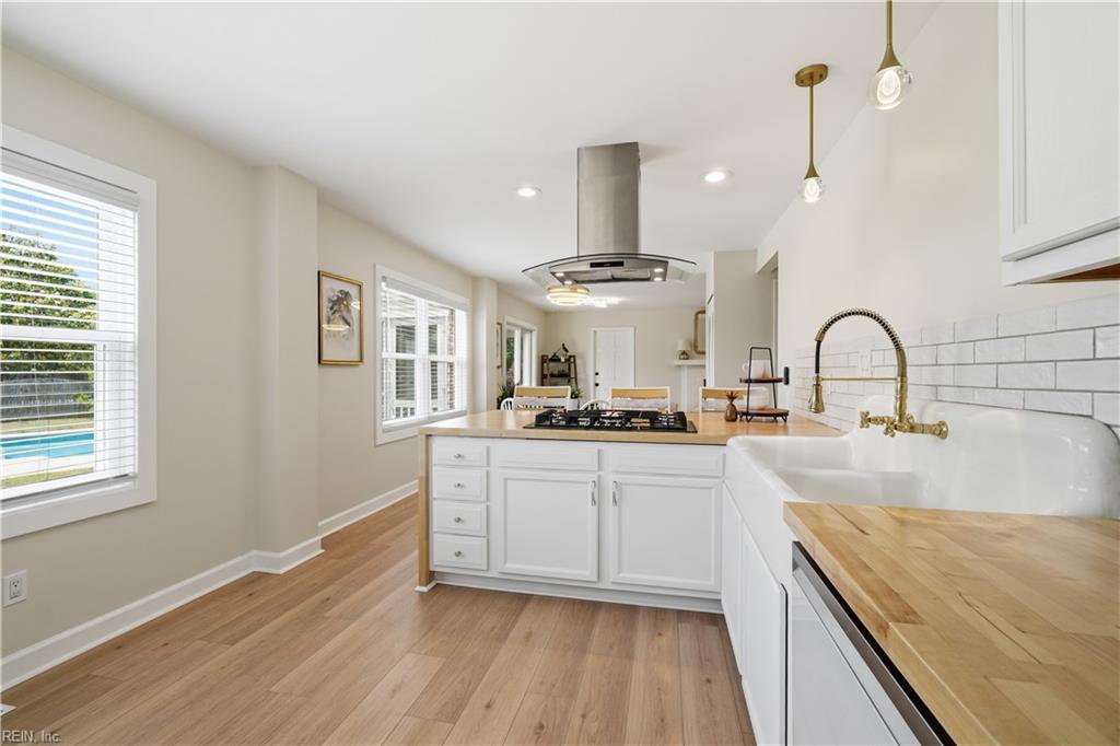 3501 Kings Lake Dr DR