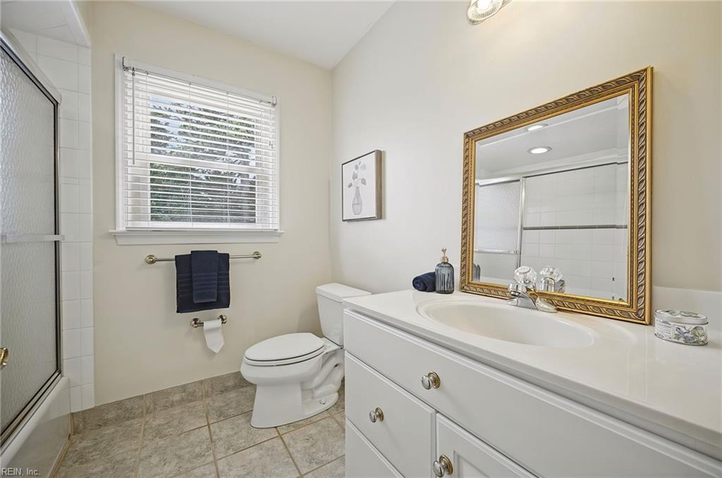 3505 Kings Lake DR